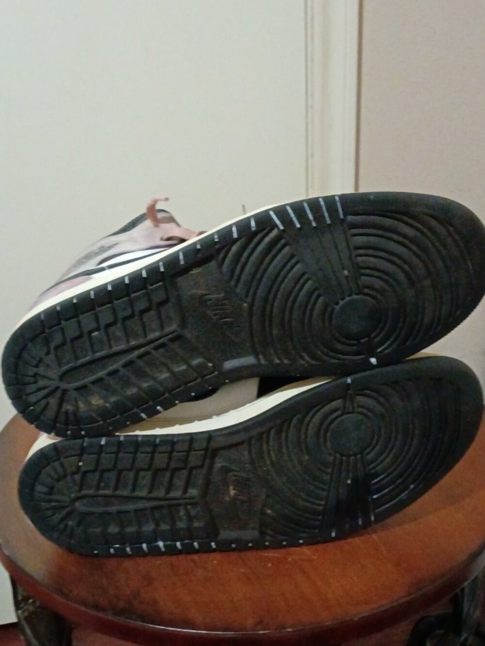 Size 8.5- Nike Air Jordan 1 Mid Sec ”Zen Master “ Men’s Leather Basketball Shoes - Picture 3 of 13